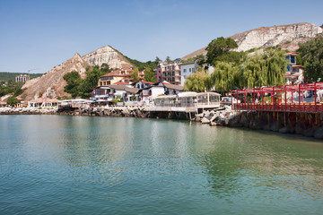 Acrylglasbilder Stadt am Wasser Küste von Balchik am Schwarzen Meer  © Gabriela Insuratelu