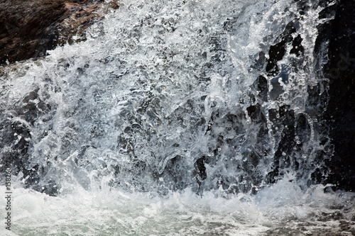 Wallpaper Mural frozen water Torontodigital.ca