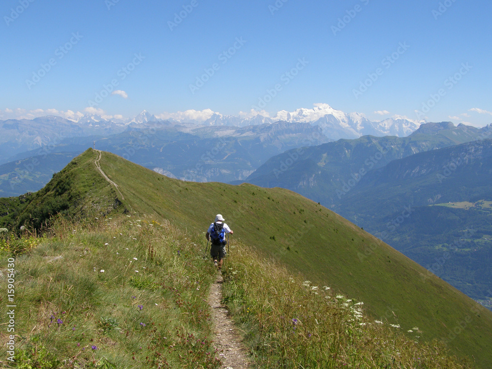 Montée au sommet du Môle en Faucigny