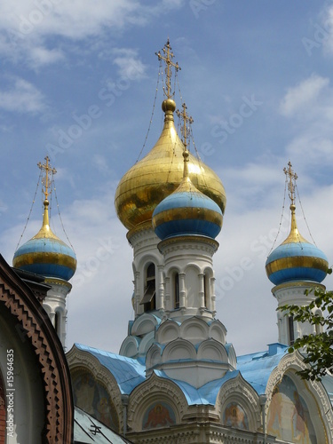 iglesia ortodoxa, cúpula dorada photo
