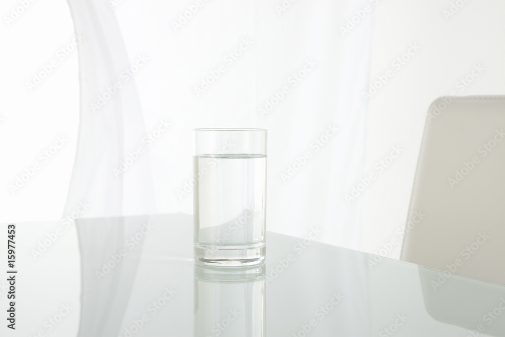 水 水