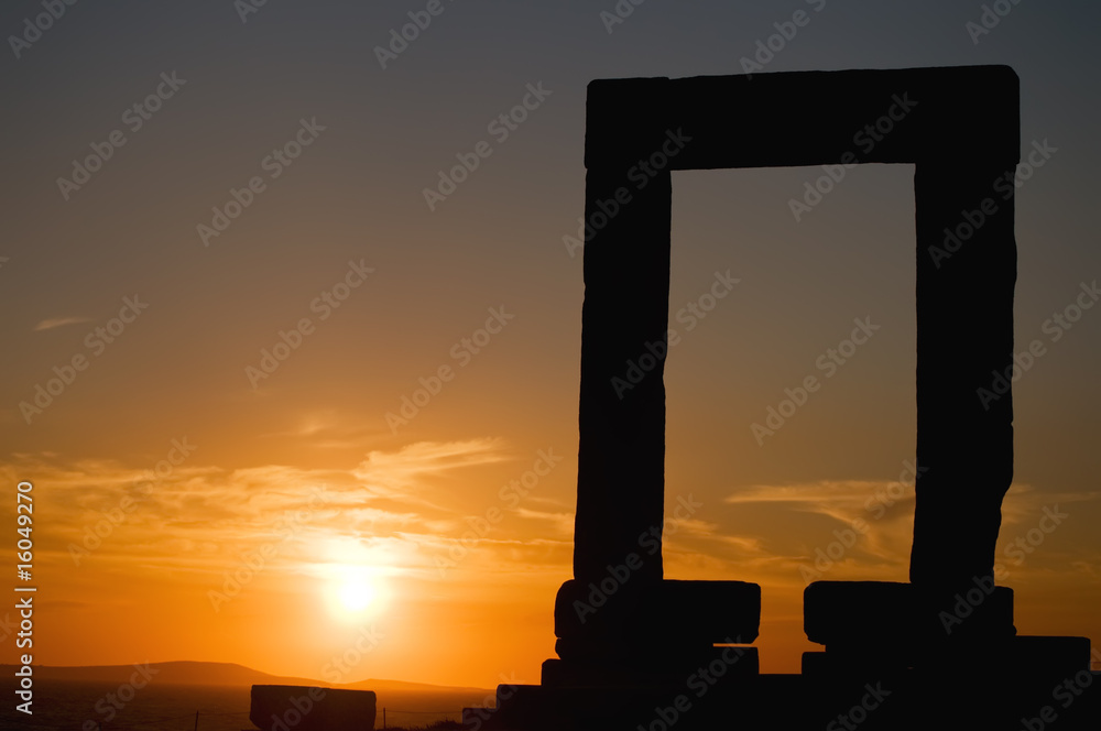 Fototapeta premium Portara at Sunset