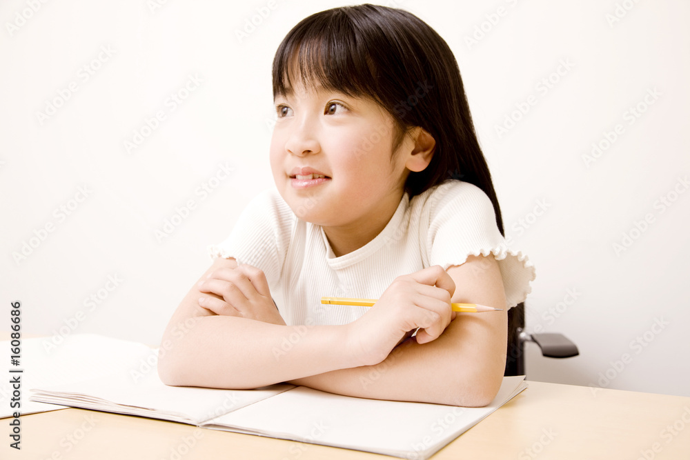 勉強する子供 勉強する子供