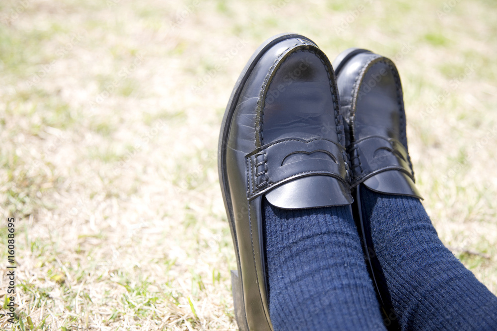 女子高生の足元stock Photo Adobe Stock 女子高生の足元stock Photo Adobe Stock