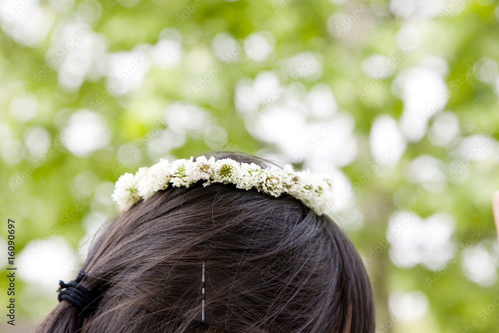 花冠を被った女の子の頭 Stock 写真 Adobe Stock
