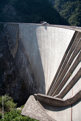 Val Verzasca Dam