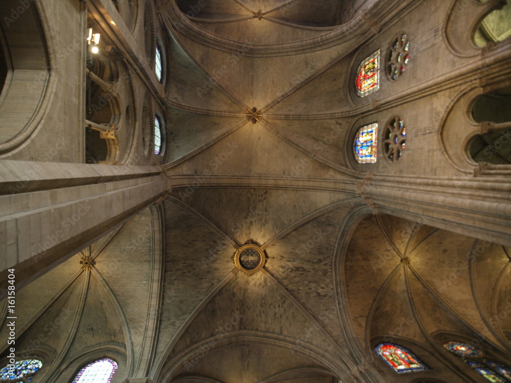 Crucero de la catedral de Notre Dame de Paris