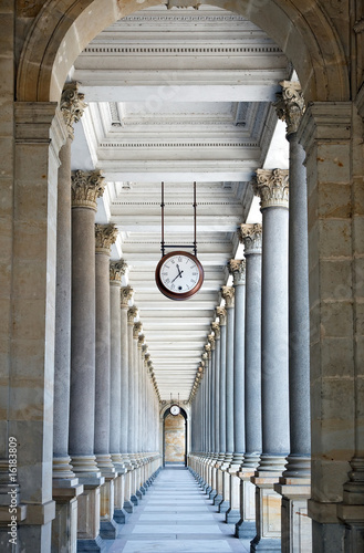 Photo Classical style colonnade in Karlovy Vary, Czech Republic