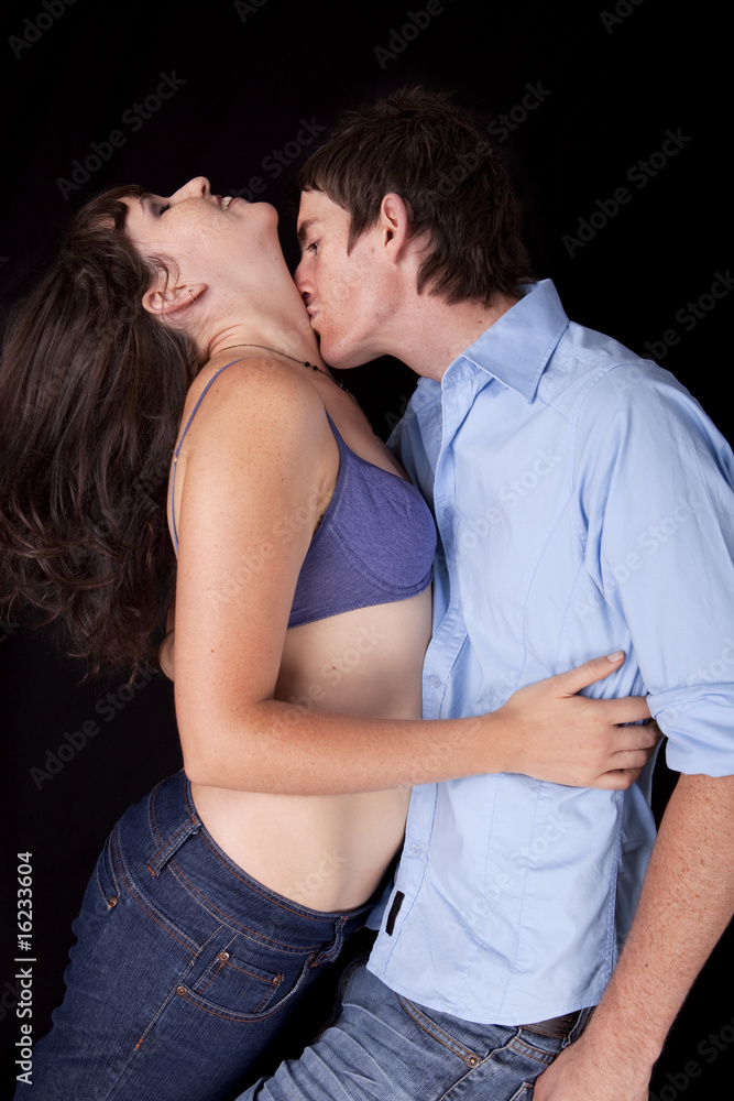 Passionate kiss Passionate kiss