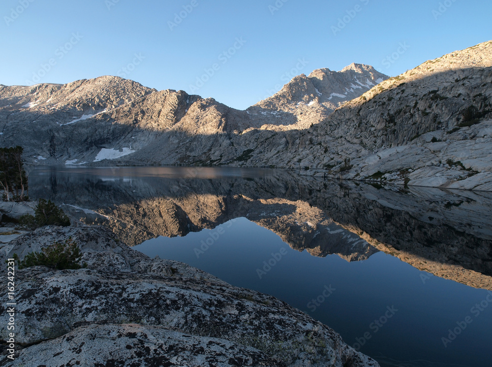 10'568' Three Island Lake 10'568' Three Island Lake