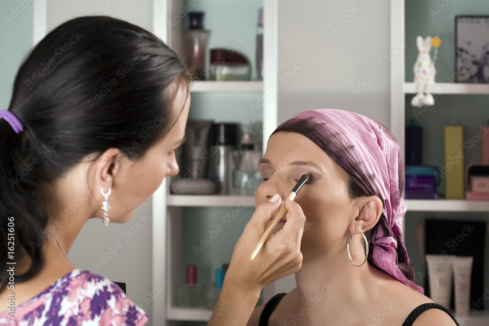 Make up eyes and face Make up eyes and face