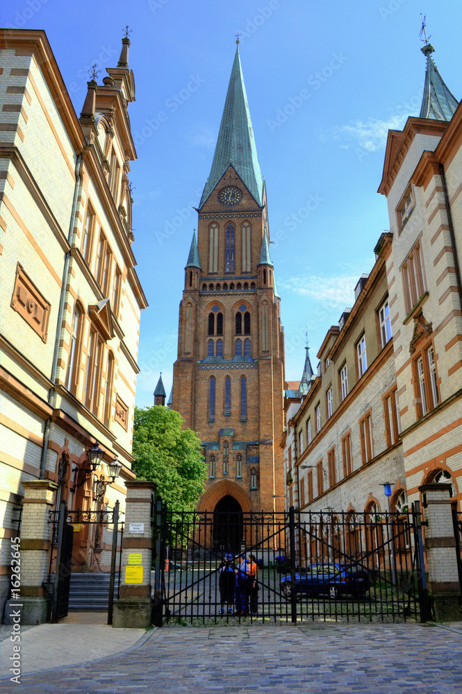 Naklejka premium Schweriner Kirchengasse