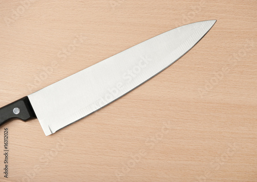 Knife and board for cutting food