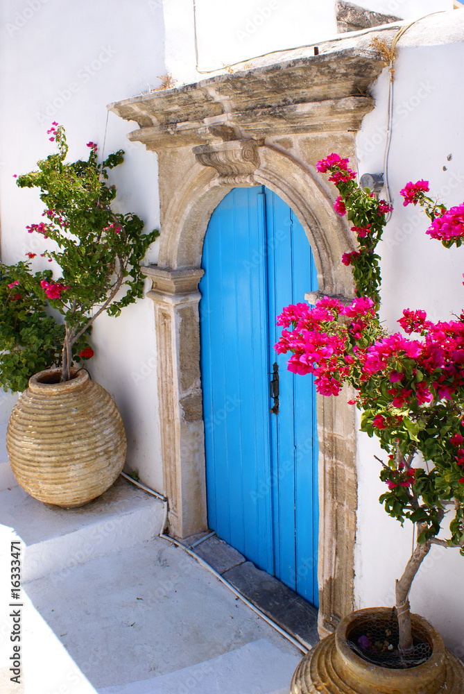 Fototapeta premium Old traditionald door on Kythera island, Greece