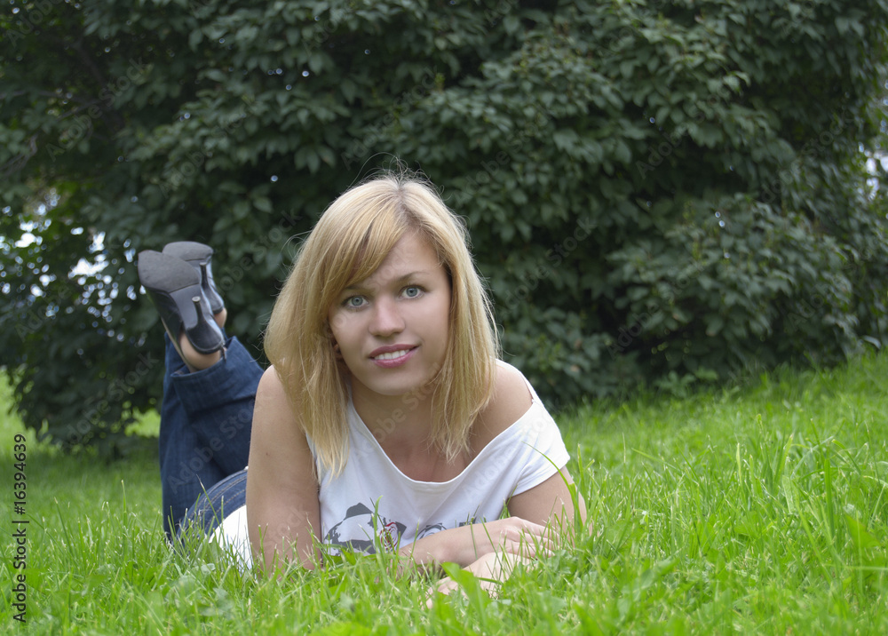 Fototapeta premium Woman on the grass