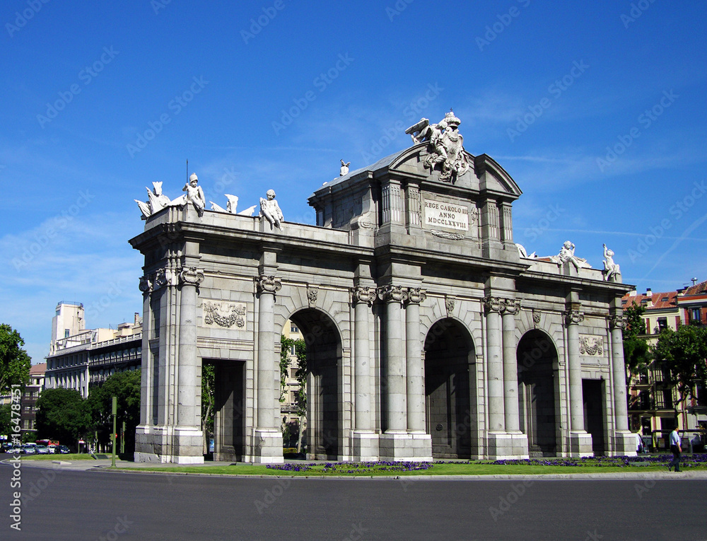 Obraz premium Puerta de Alcala on the Independence Square, Madrid, Spain