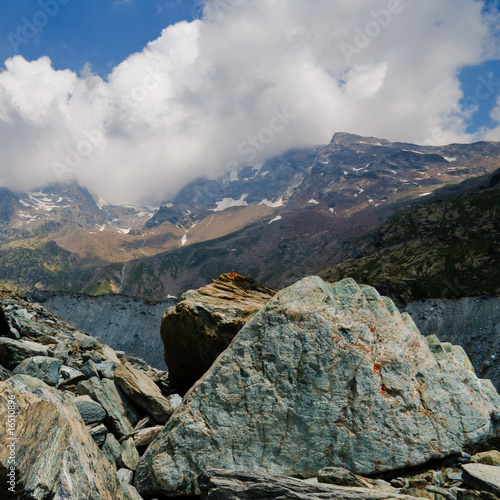Rocce e panorami di alta montagna © Giulio Meinardi