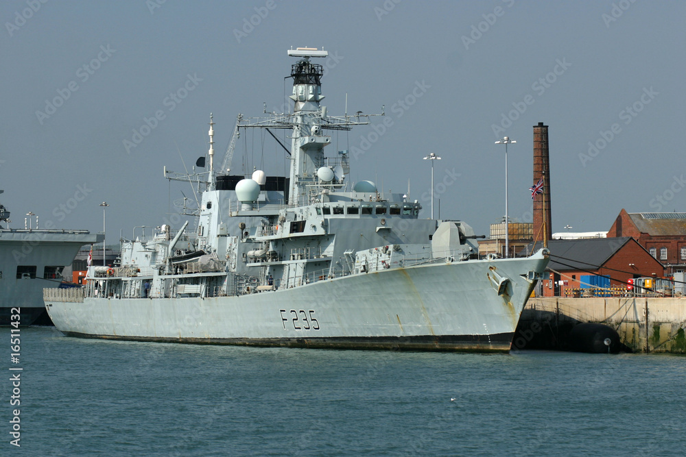 HMS Monmouth (F235)