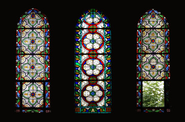 Leinwandbilder Buntglas Sakrales Bleiglasfenster mit Heiligenmotiv  © Caroll