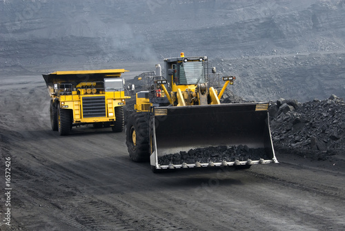 Tractor, autodump-body truck,