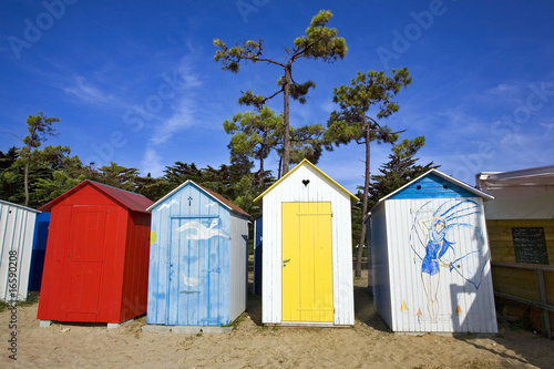 Canvastavla france; charente maritime; oléron; st denis : cabanes de plage