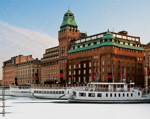 Steamboats at anchor in win...