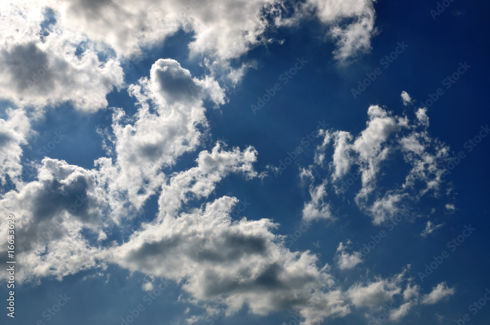 Obraz premium Bewölkter Himmel