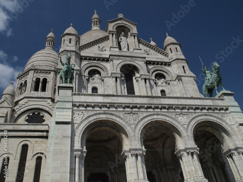 Portico del Sacre Coeur de Paris