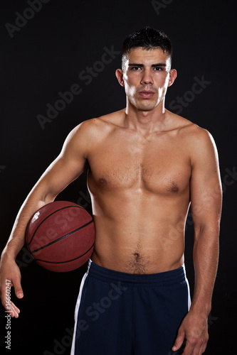 Hispanic basketball player