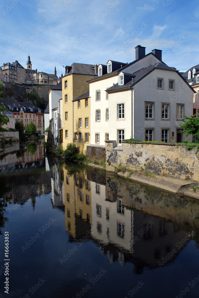 Canal dans le vieux Luxembourg