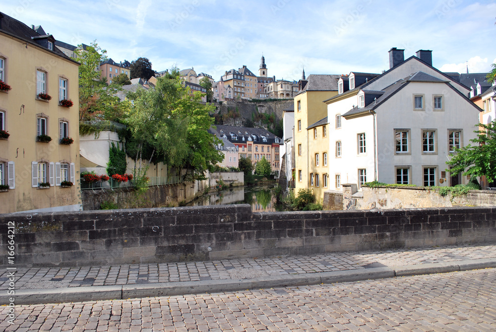 Pont sur le vieux Luxembourg