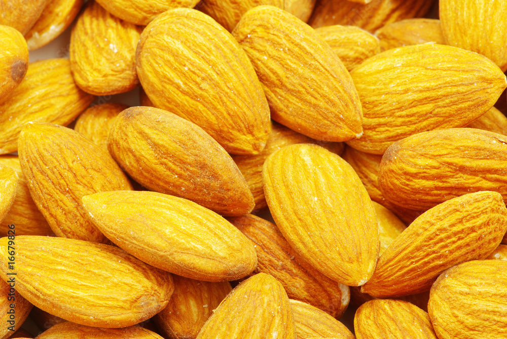 Fototapeta premium almond nuts