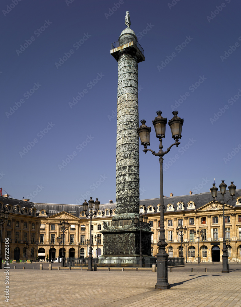 Paris: Napoleon's Austerlitz column in Place Vendome