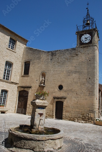 place du village de Grambois