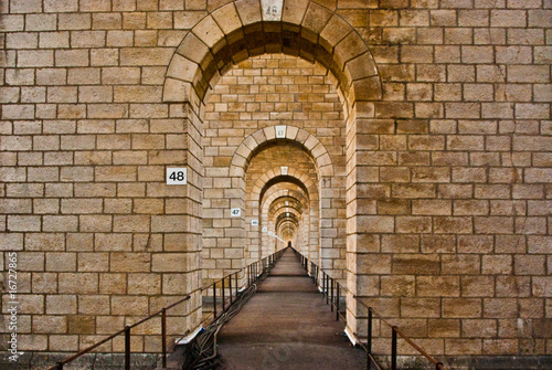 Wallpaper Mural Viaduc de chaumont Torontodigital.ca