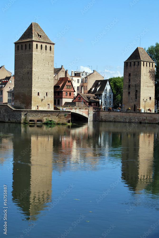 Reflet du Pont Couvert à Strasbourg