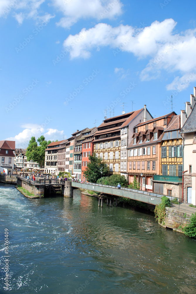 Fototapeta premium Canal à la Petite France de Strasbourg