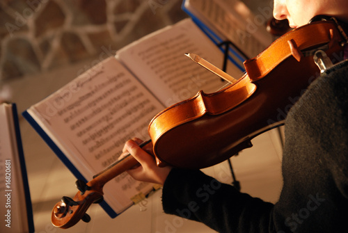 beautiful violin music on a sunrise