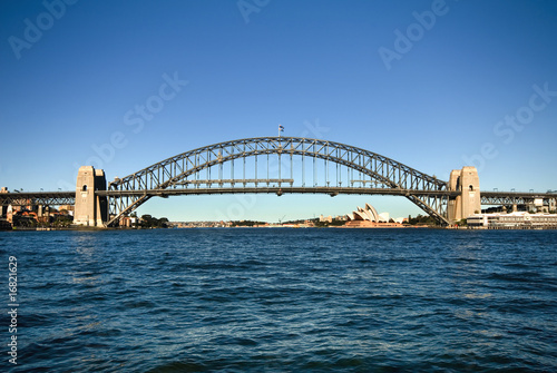Sydney Harbour Bridge © Phillip Minnis