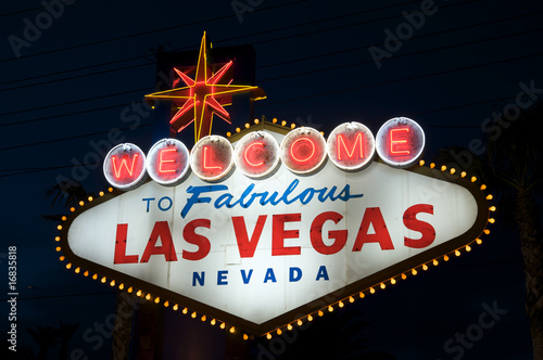 Welcome to Fabulous Las Vegas sign