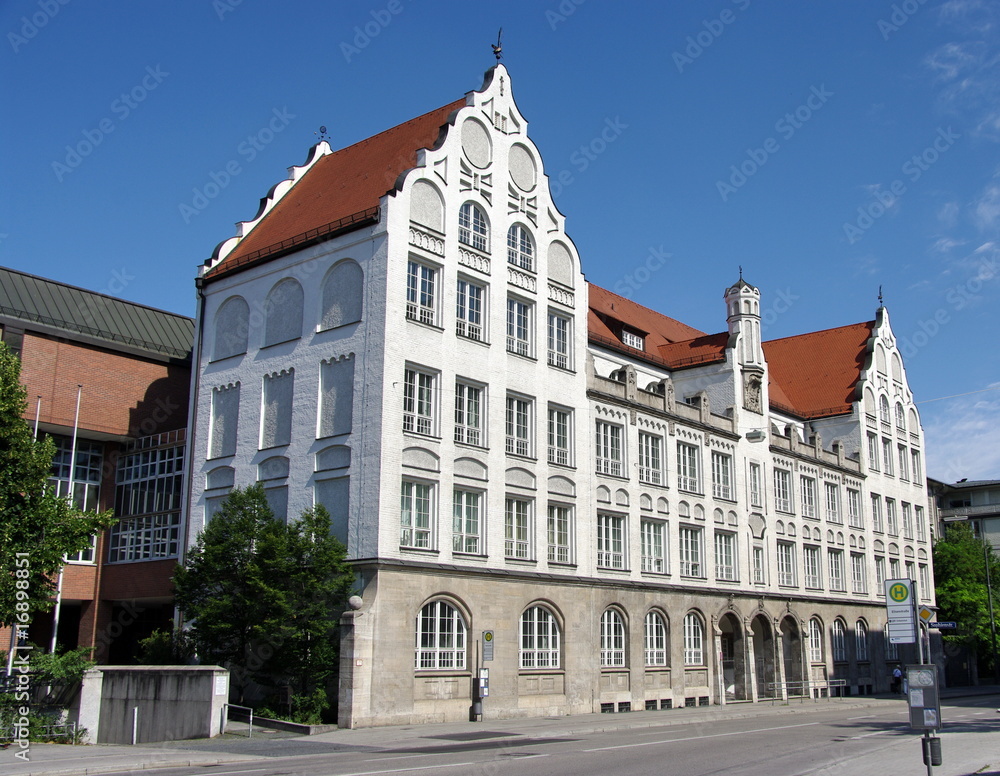 Immeuble ancien, rue de Munich. Allemagne.
