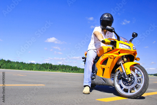 Fototapeta Naklejka Na Ścianę i Meble -  motorcycle