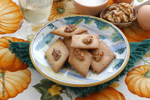 Rombi alle noci - Walnussecken - Dolci del Trentino A. A. photo