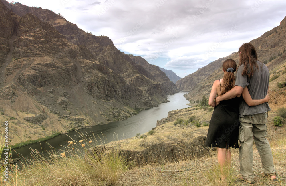 Paar am Hells Canyon (Oregon) USA Paar am Hells Canyon (Oregon) USA