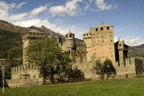 castelli aosta photo