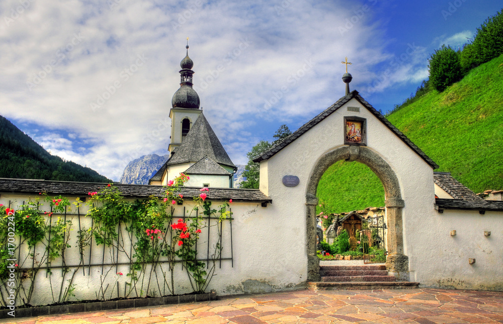 Fototapeta premium Famous landmark Ramsau in Berchtesgaden - Bavaria / Germany