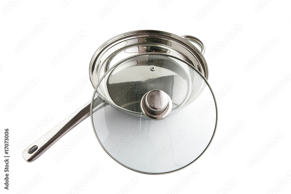 Poêle en inox avec couvercle sur fond blanc Poêle en inox avec couvercle sur fond blanc