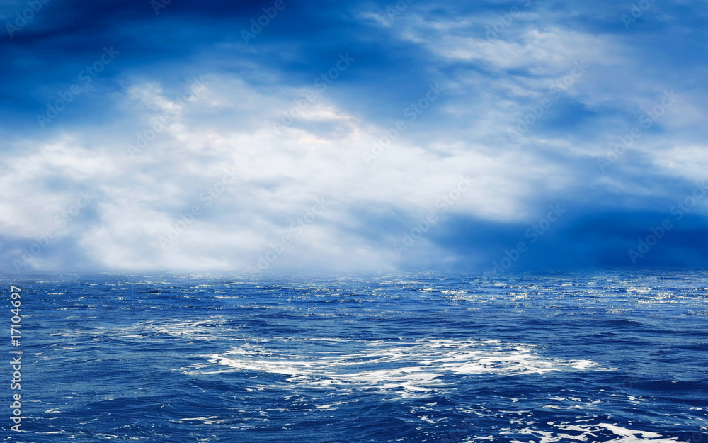 Fototapeta premium Blue Sky On The Sea