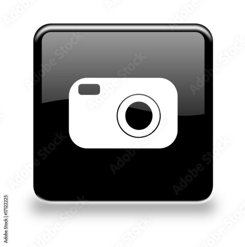 Button Cam black