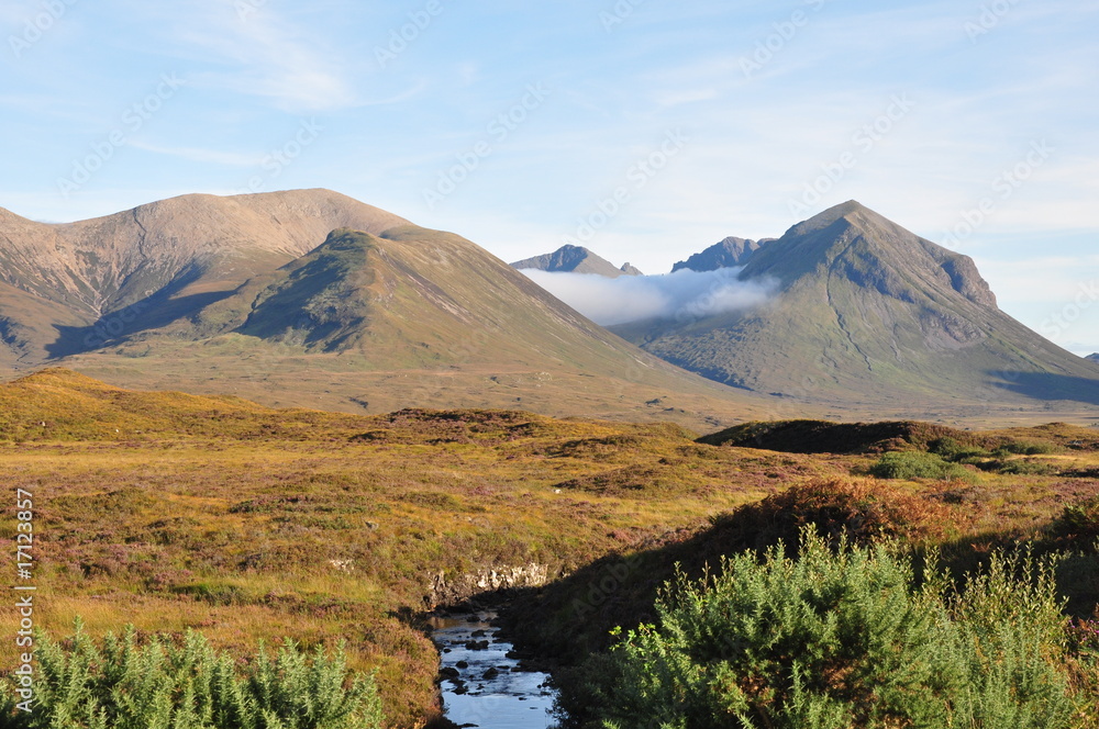 Naklejka premium Red Hills of Skye
